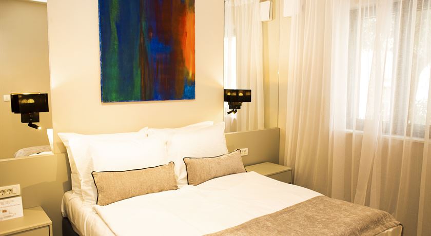 One bedroom apartment with sea view